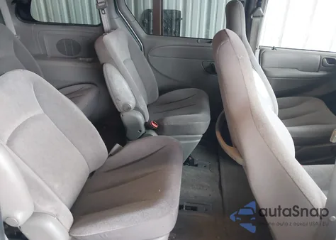 2003 Chrysler Voyager Lx from USA, damaged, VIN 1C4GJ45383B114892